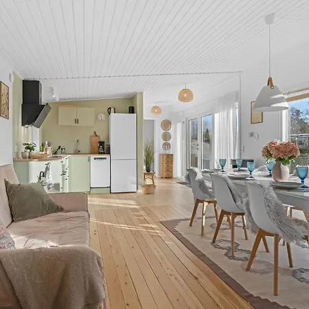3 Bedroom Awesome In Vaeggerlose Дом отдыха Boto By