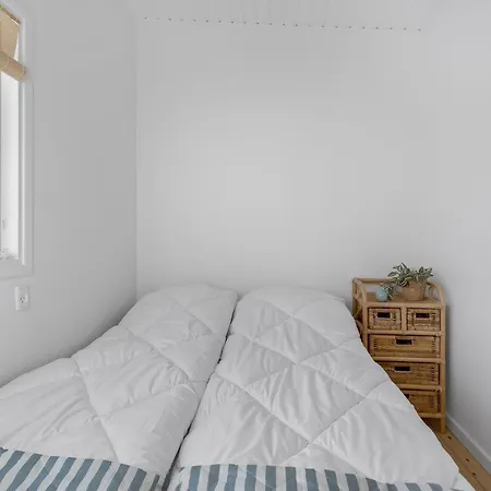 펜션 3 Bedroom Awesome In Vaeggerlose