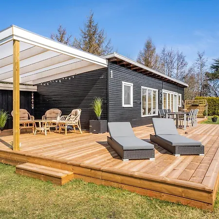 3 Bedroom Awesome In Vaeggerlose 펜션 *