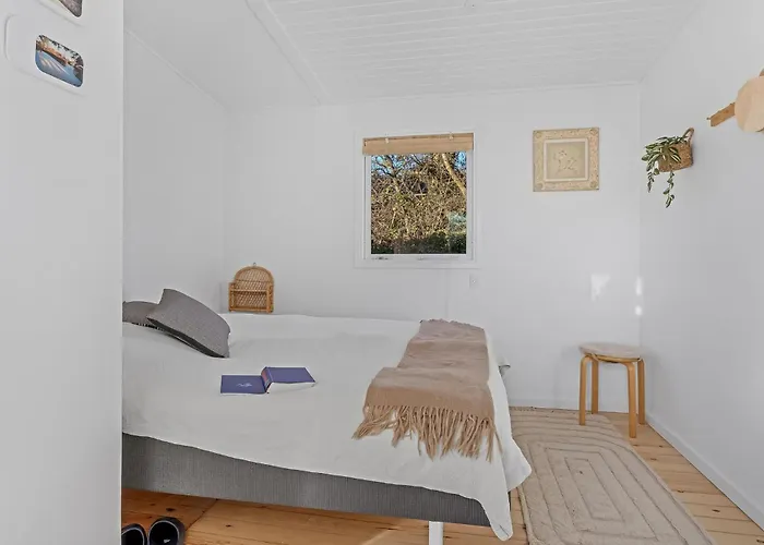 3 Bedroom Awesome In Vaeggerlose